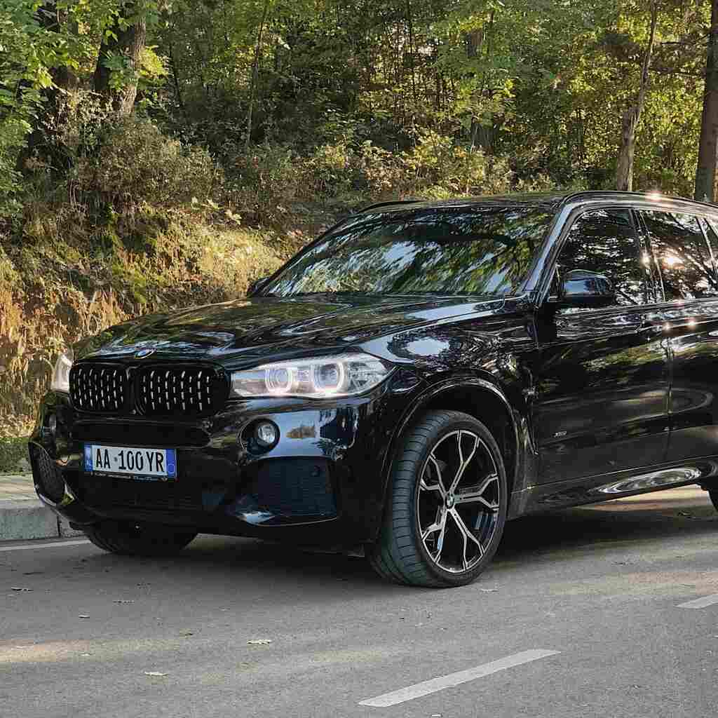 BMW X5 G05/G18 (2018-Present) Full Sunshade Kit (Large Sensor) - Image 3