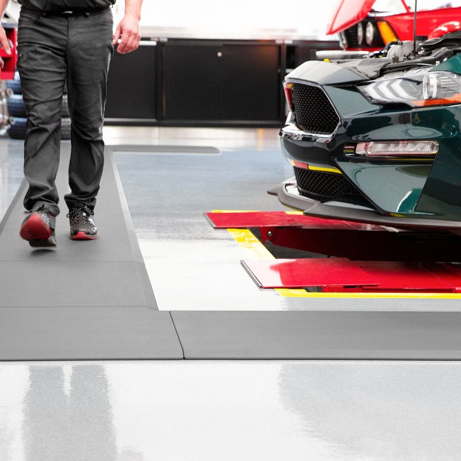 Configurable Rubber Anti-Fatigue Mat (Corner) - Image 10