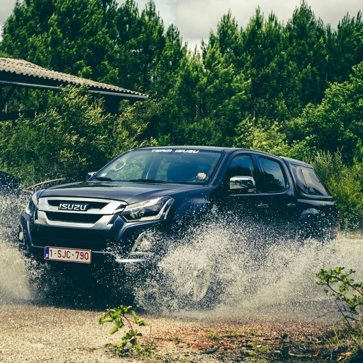 Isuzu D-Max RT (2012-2019) 1st Row Truck Mat - Image 2
