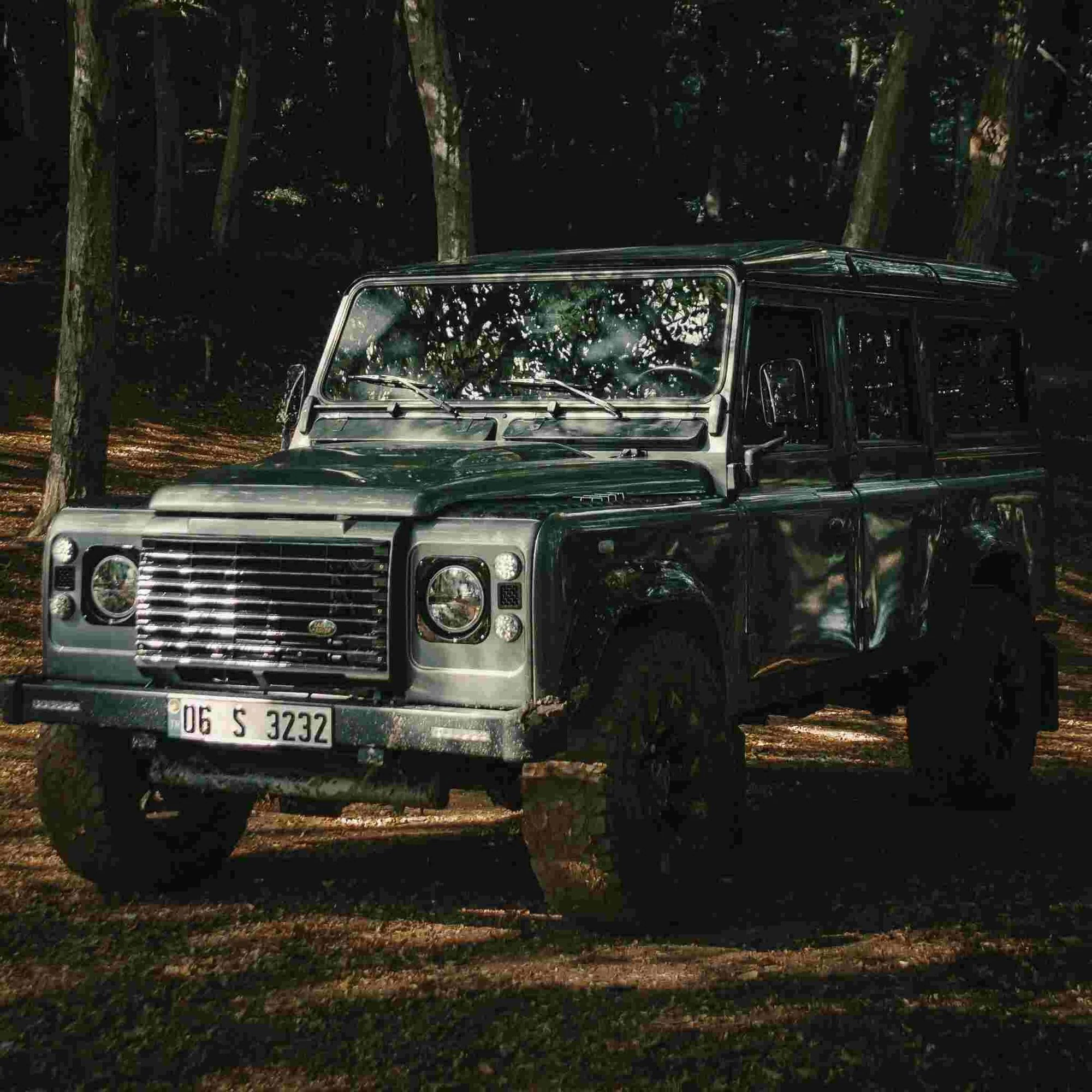 Land Rover Defender 110 (2007-2016) Cargo Mat - Image 2