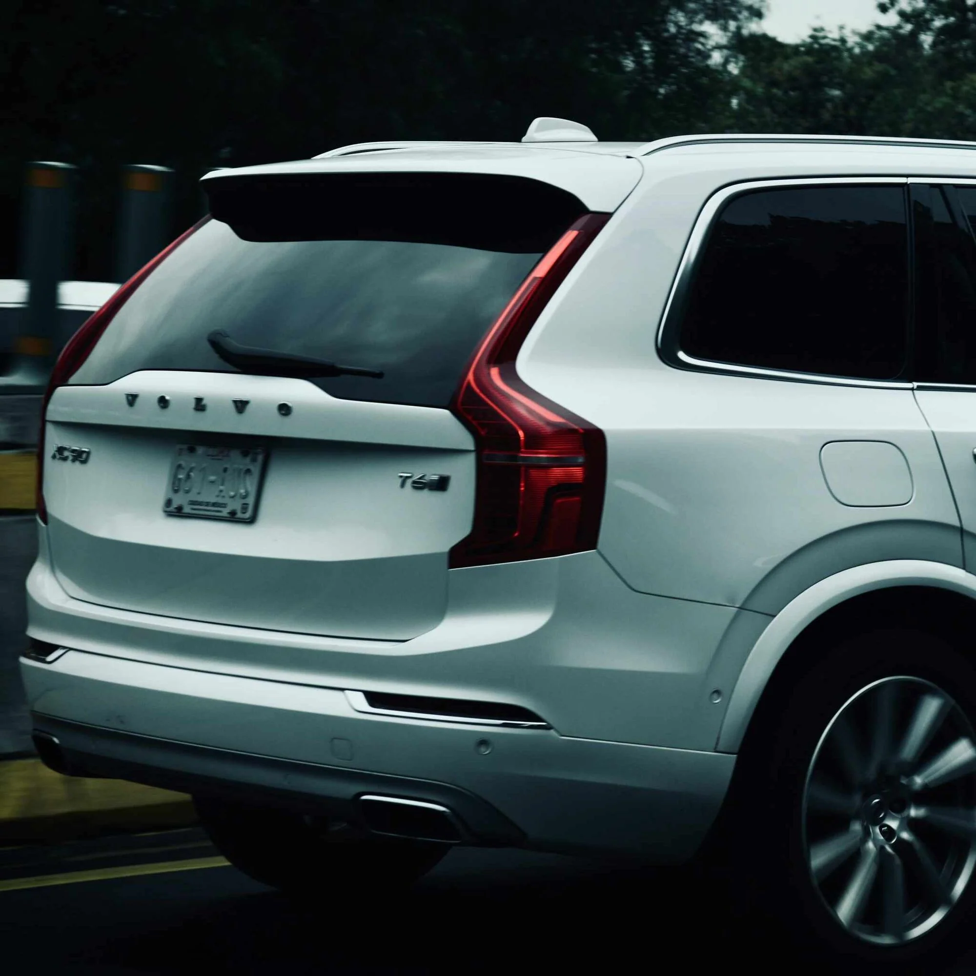 Volvo XC90 (2015-2024) 2nd Row Car Mat - Image 2